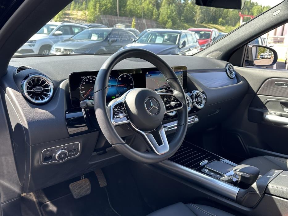 MERCEDES-BENZ EQA 2023