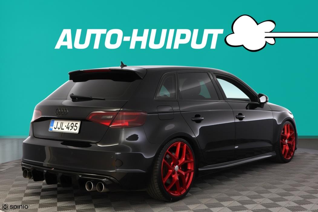 AUDI S3 2015