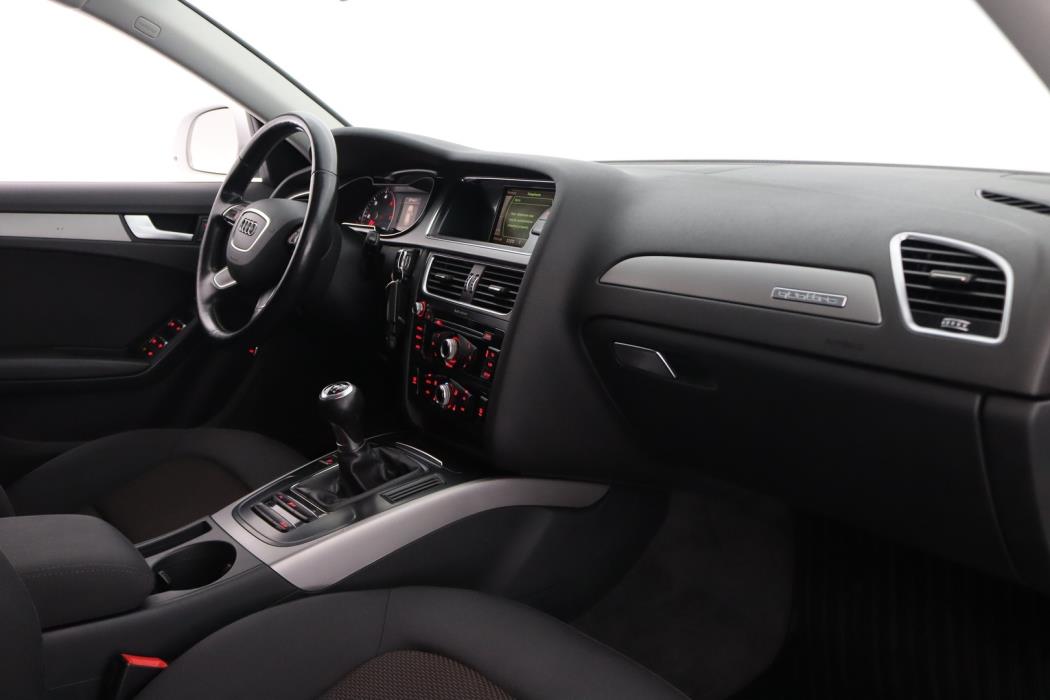 AUDI A4 allroad quattro 2014