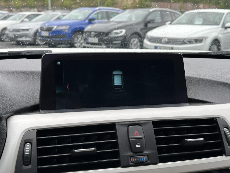 BMW 320 2019