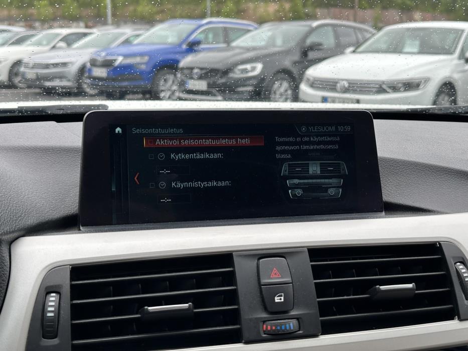 BMW 320 2019