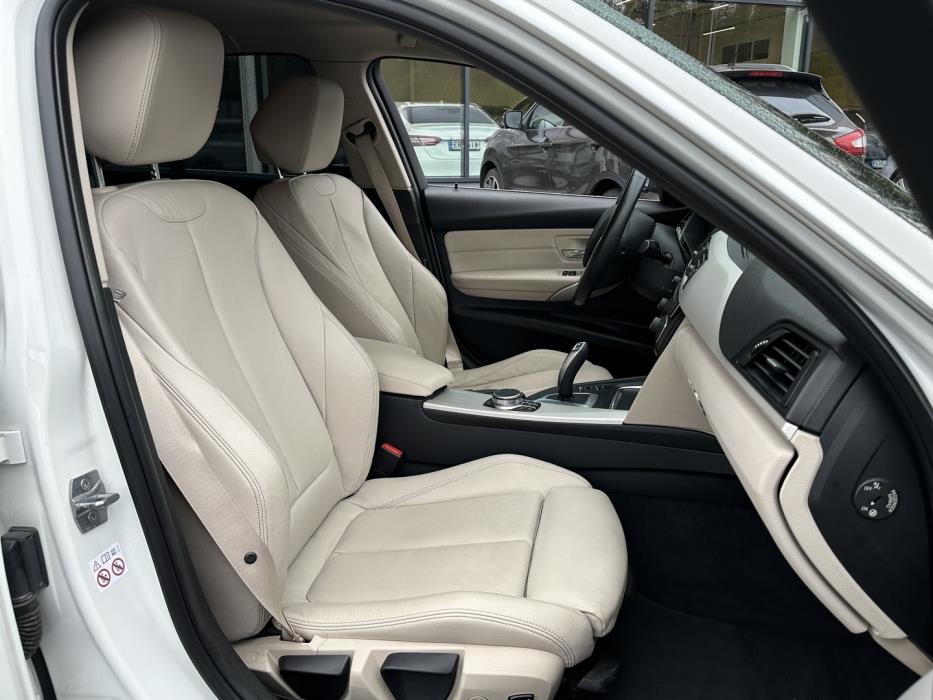 BMW 320 2019