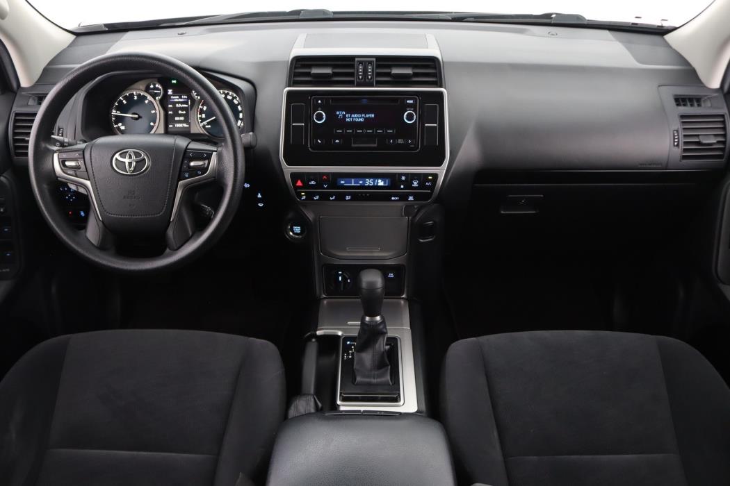 TOYOTA Land Cruiser 2019