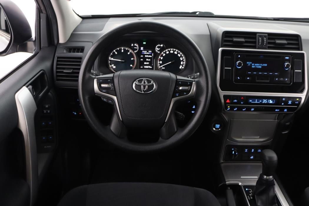 TOYOTA Land Cruiser 2019