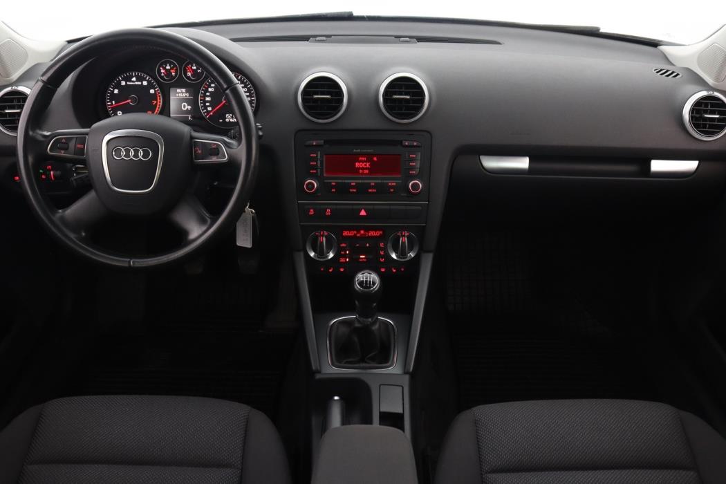 AUDI A3 2011
