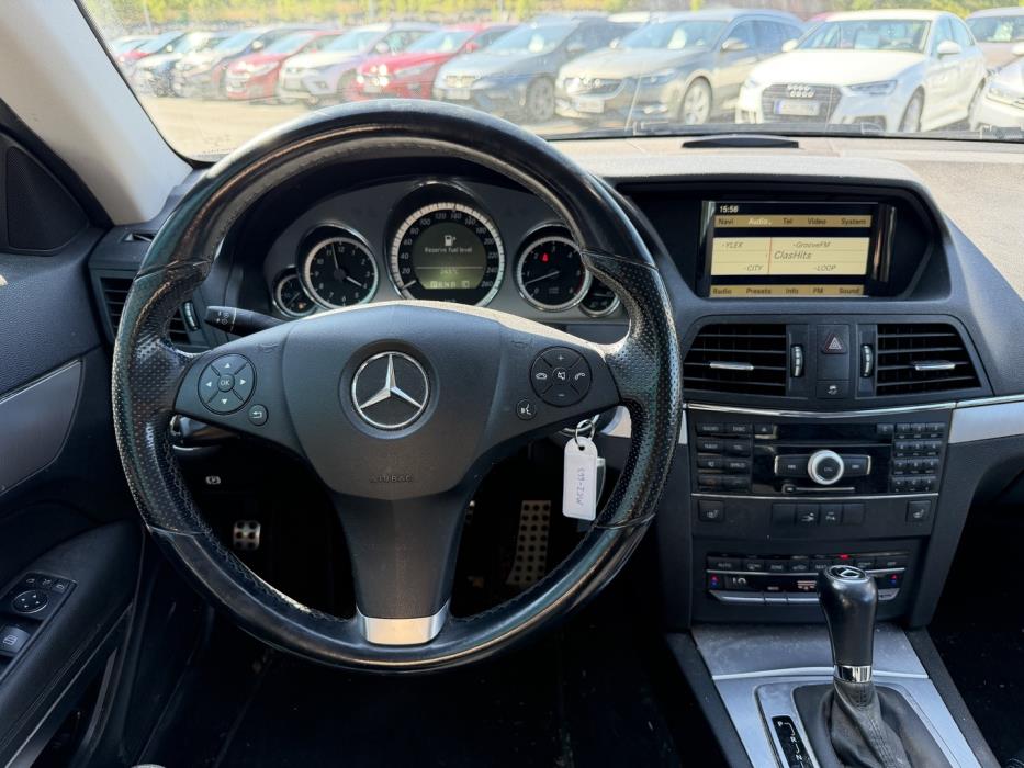 MERCEDES-BENZ E 2009