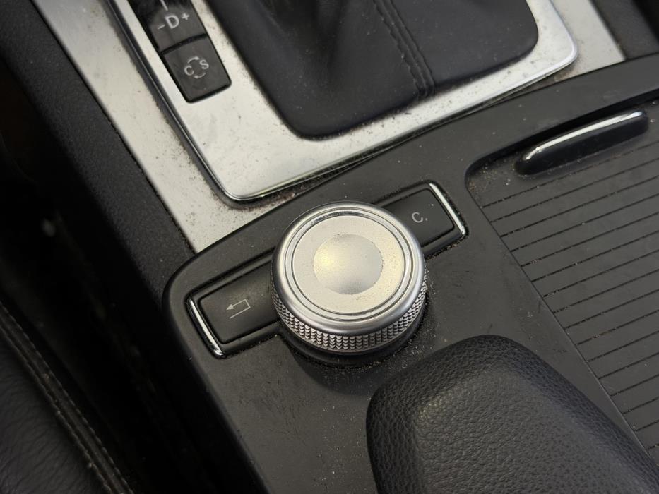 MERCEDES-BENZ E 2009