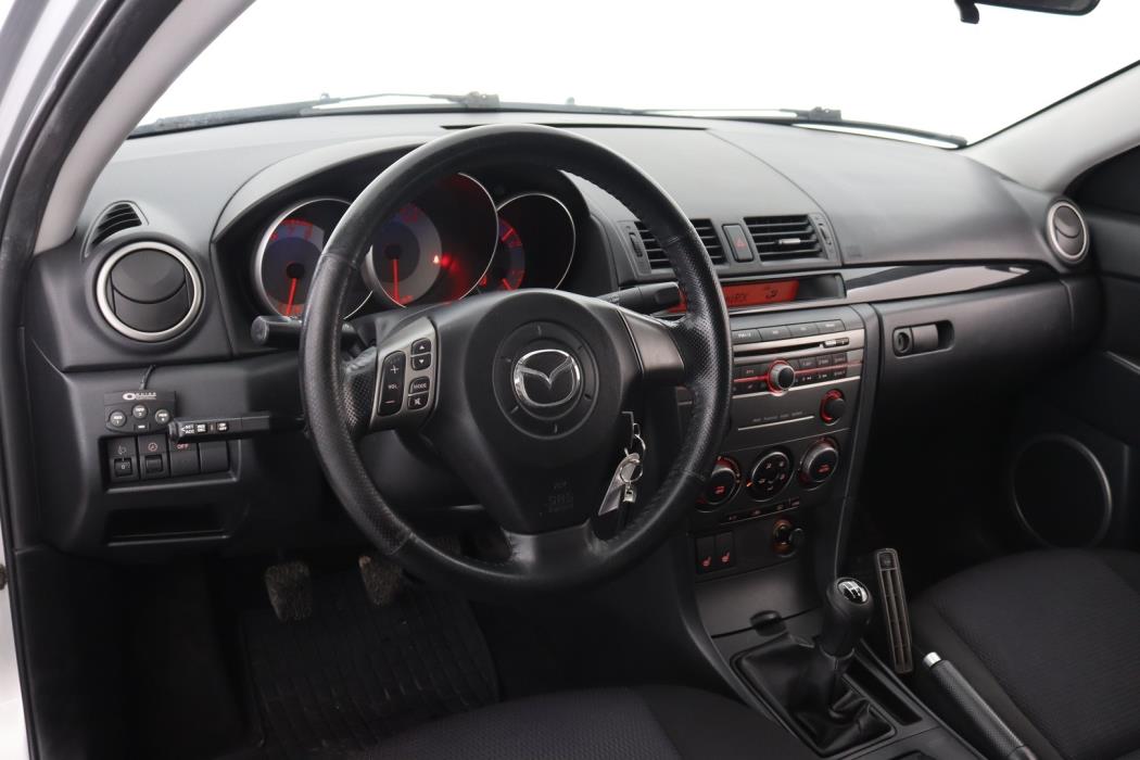 MAZDA 3 2007