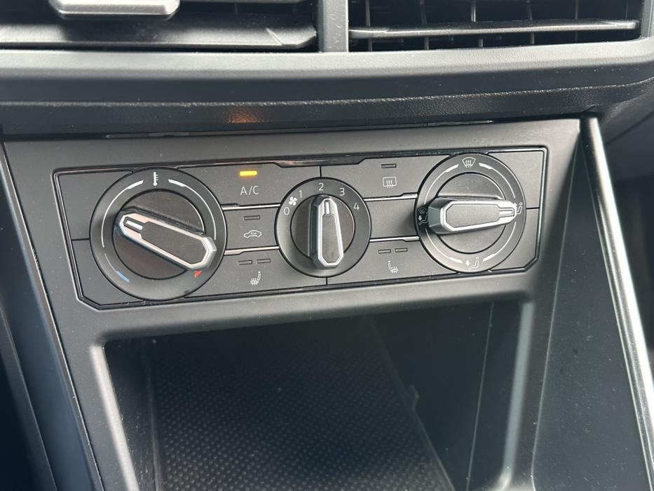 VOLKSWAGEN Polo 2019