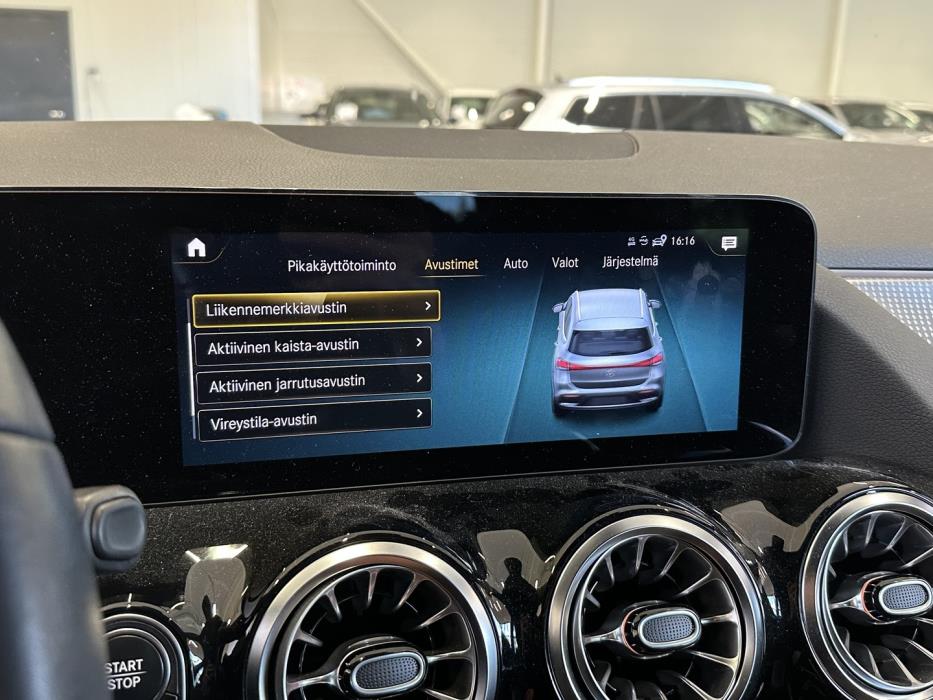 MERCEDES-BENZ EQA 2022