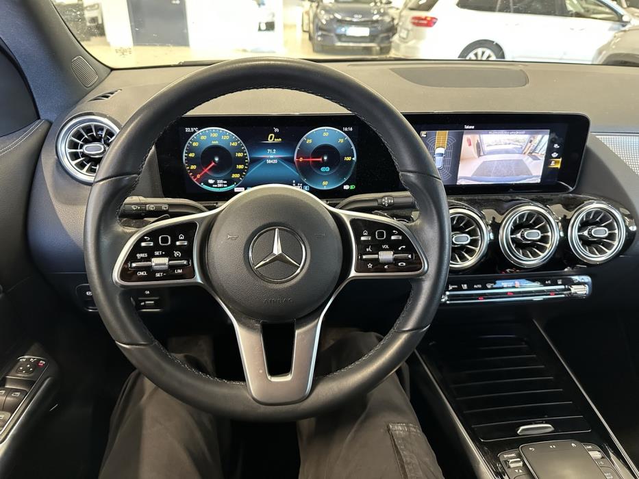 MERCEDES-BENZ EQA 2022