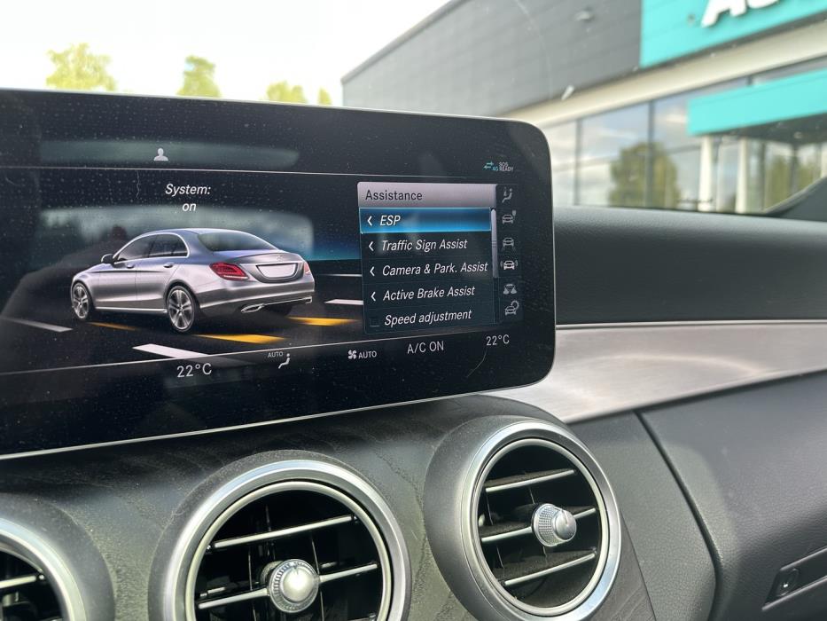 MERCEDES-BENZ C 2020
