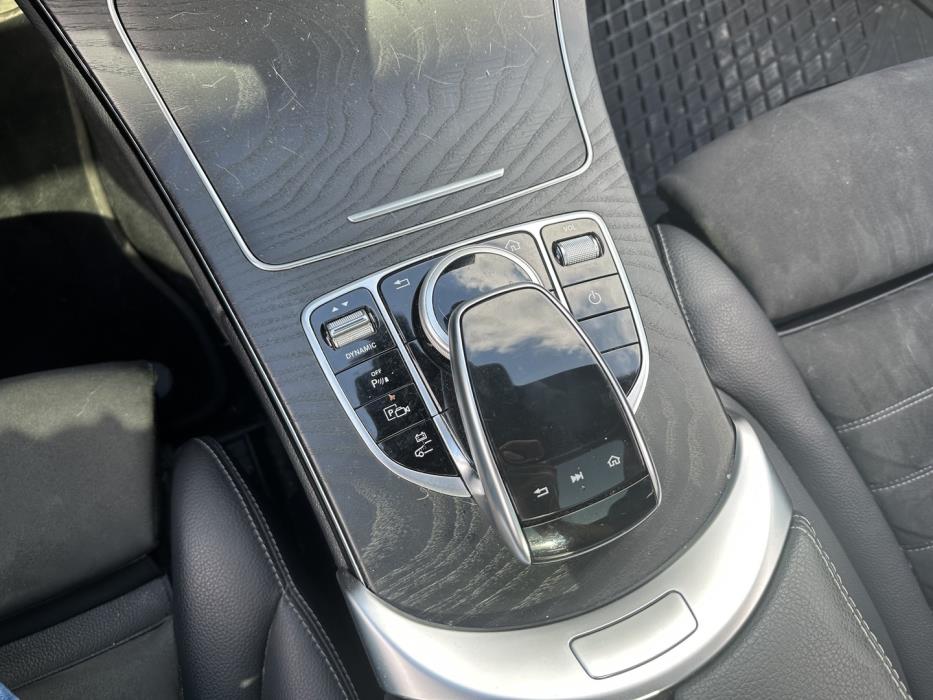 MERCEDES-BENZ C 2020