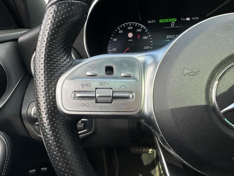MERCEDES-BENZ C 2020