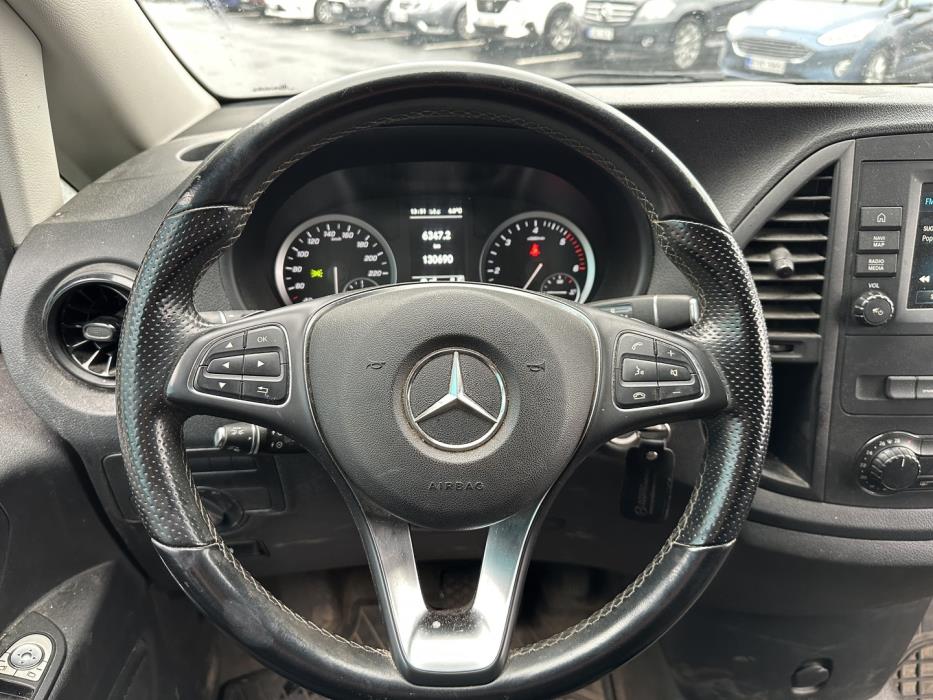 MERCEDES-BENZ Vito 2022