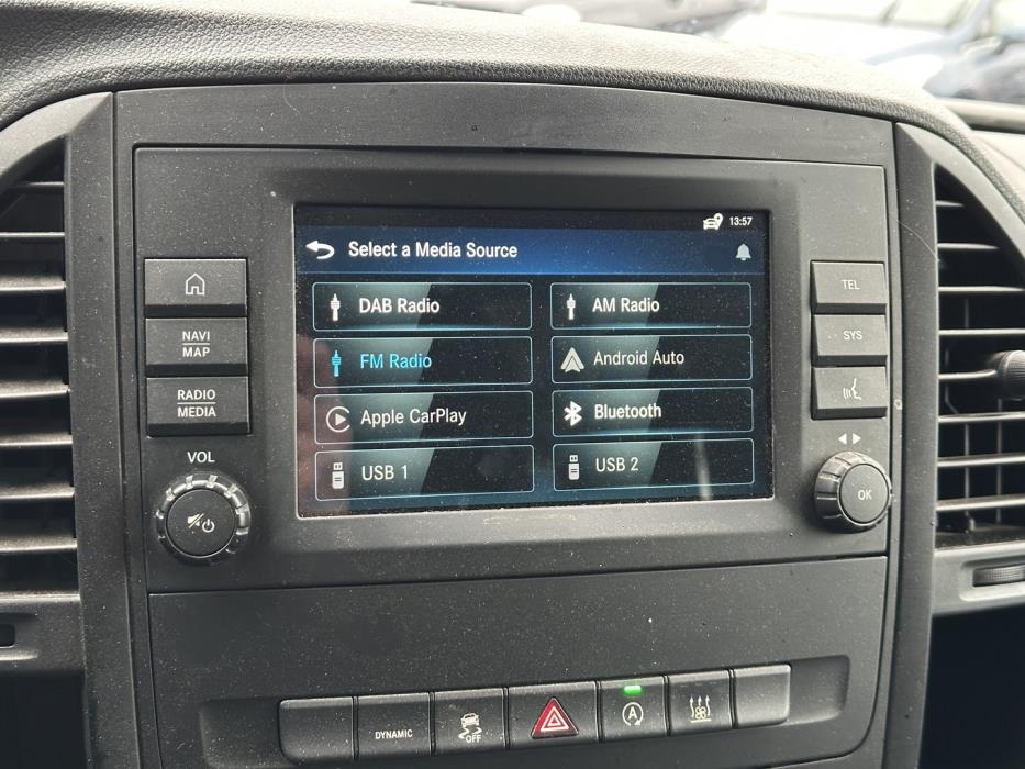 MERCEDES-BENZ Vito 2022