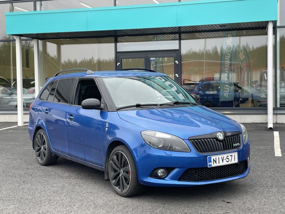 SKODA Fabia 2013