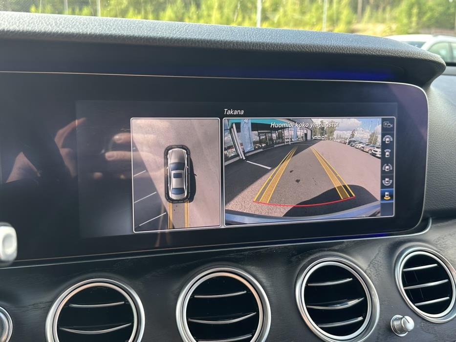 MERCEDES-BENZ E 2017