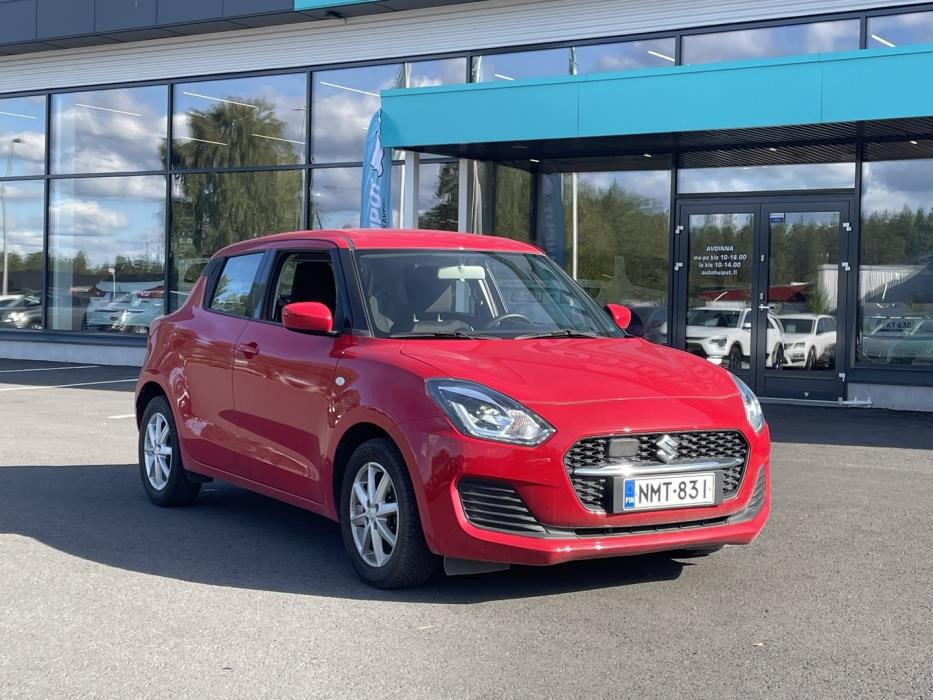 SUZUKI Swift 2023