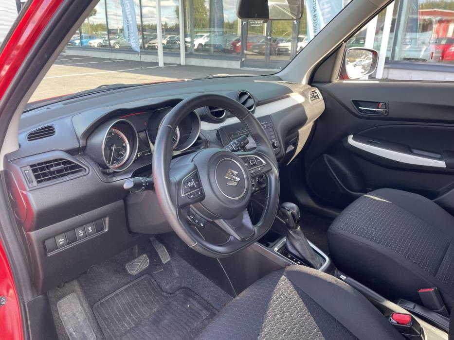 SUZUKI Swift 2023