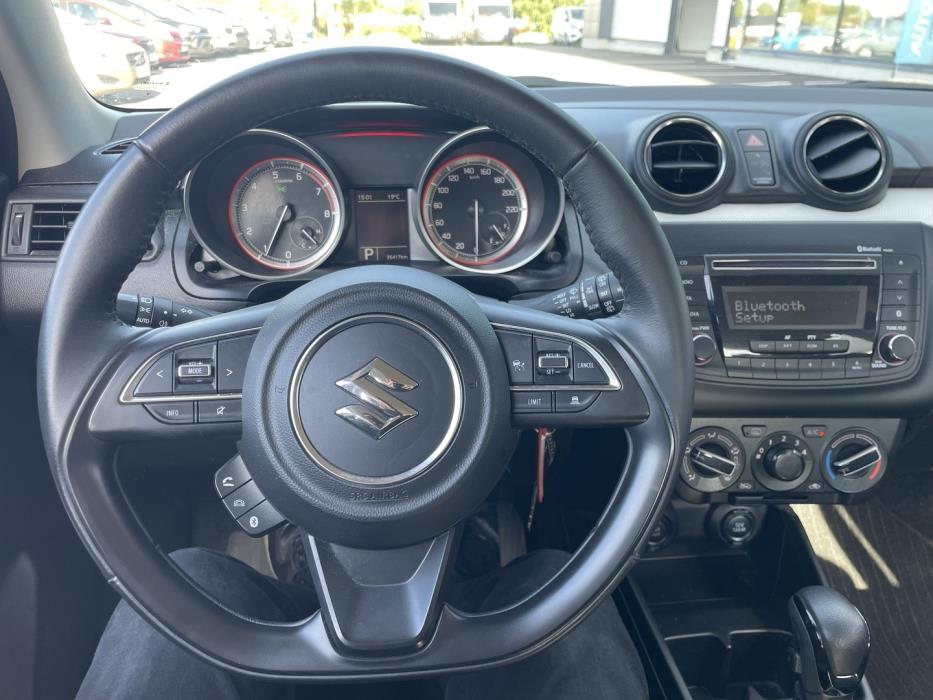 SUZUKI Swift 2023