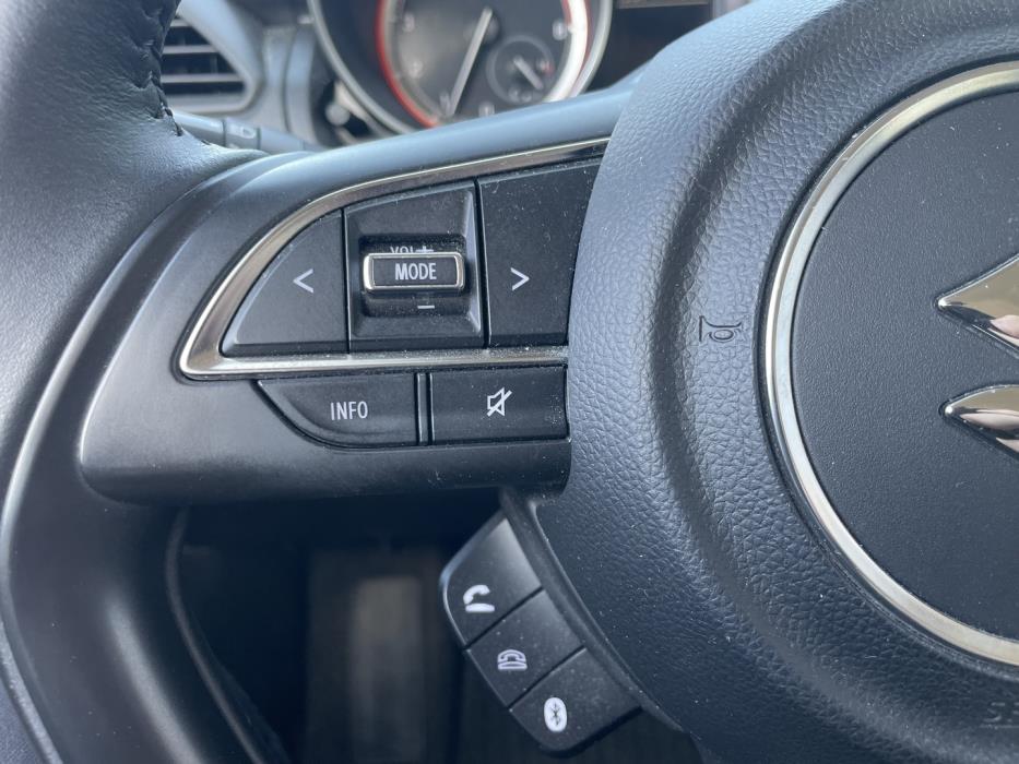 SUZUKI Swift 2023