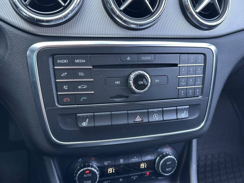 MERCEDES-BENZ CLA 2015