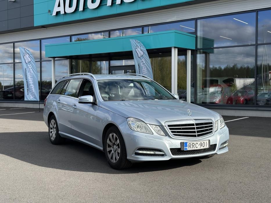 MERCEDES-BENZ E 2013
