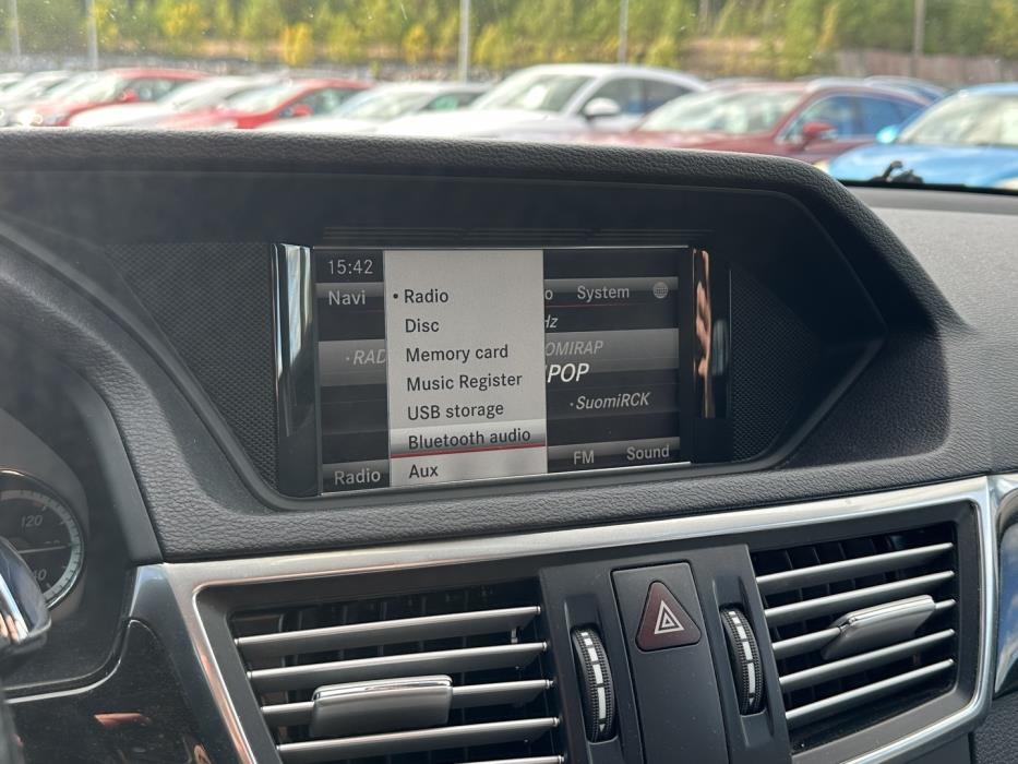 MERCEDES-BENZ E 2013