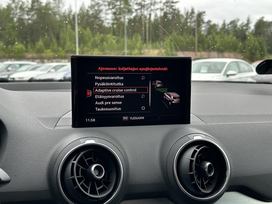 AUDI Q2 2018