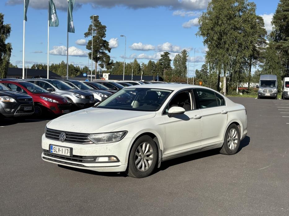 VOLKSWAGEN Passat 2016