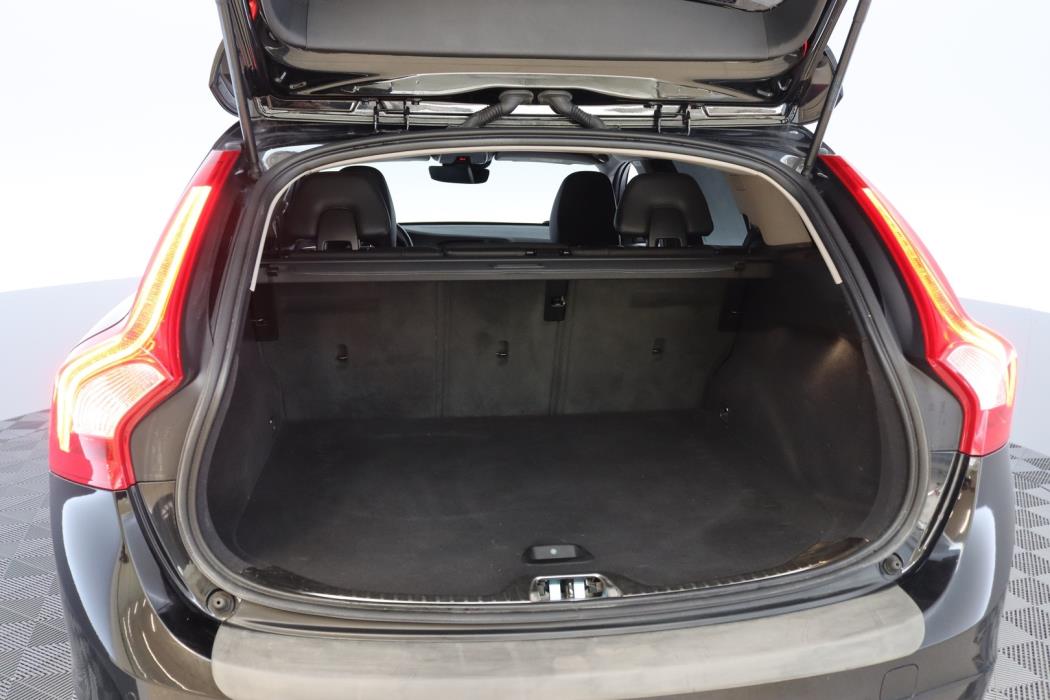 VOLVO V60 Cross Country 2018