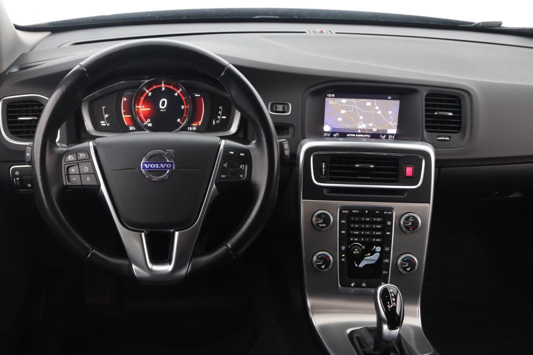 VOLVO V60 Cross Country 2018