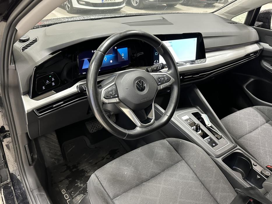 VOLKSWAGEN Golf 2020