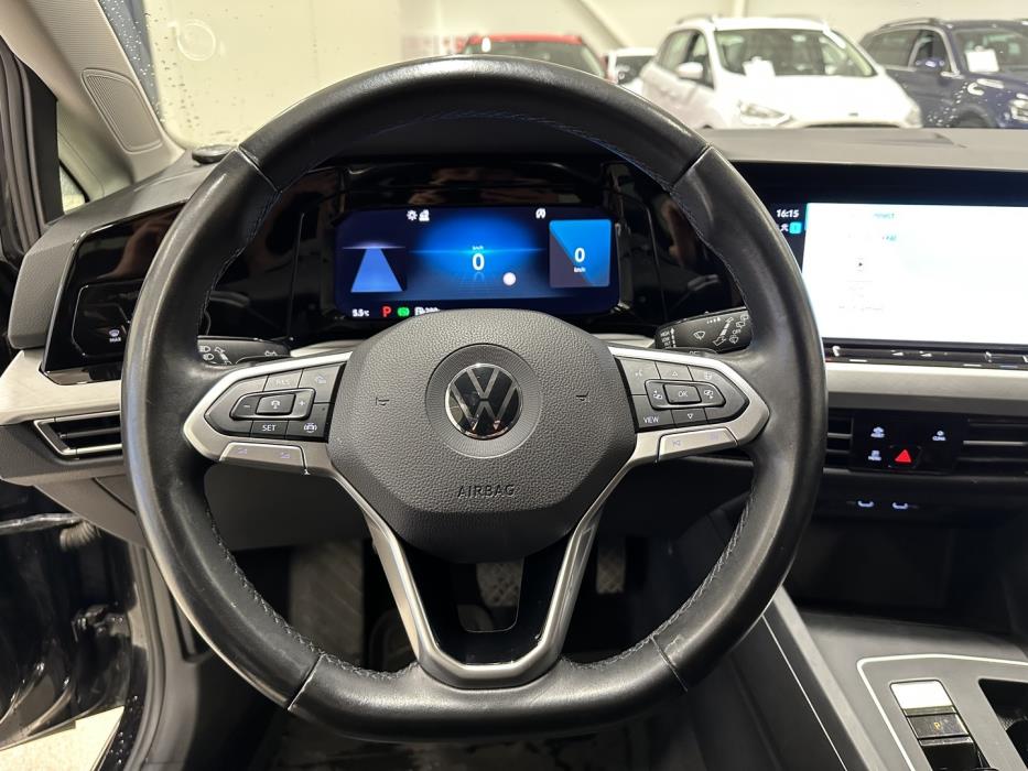 VOLKSWAGEN Golf 2020