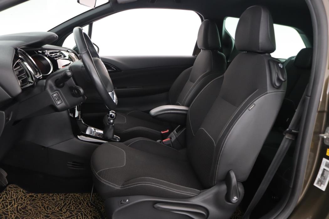 CITROEN DS3 2012