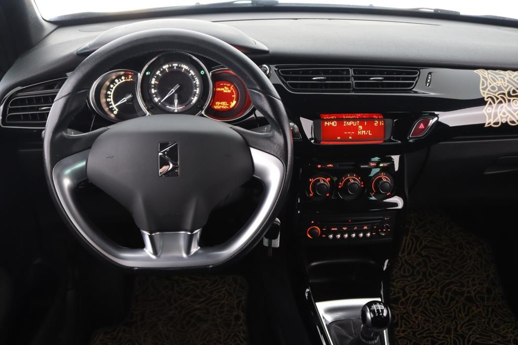 CITROEN DS3 2012