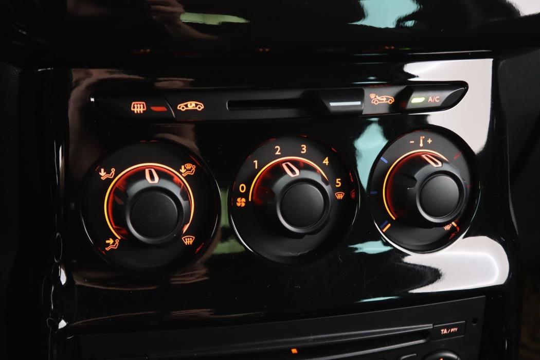 CITROEN DS3 2012