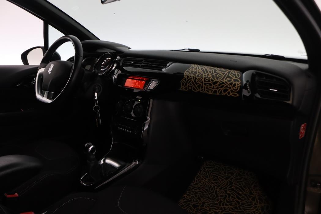 CITROEN DS3 2012