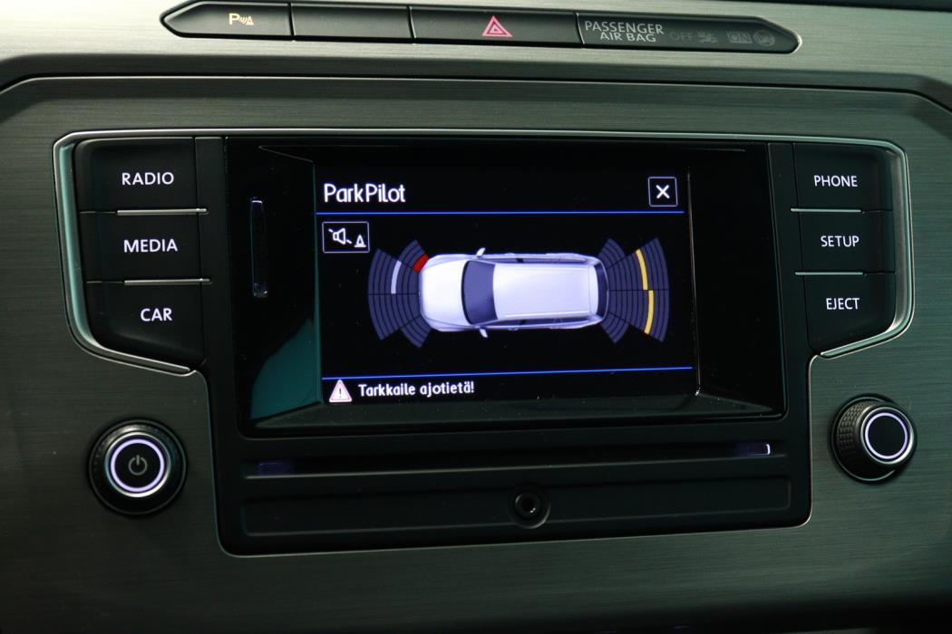 VOLKSWAGEN Passat 2017