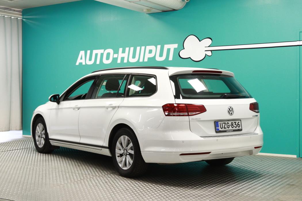 VOLKSWAGEN Passat 2017