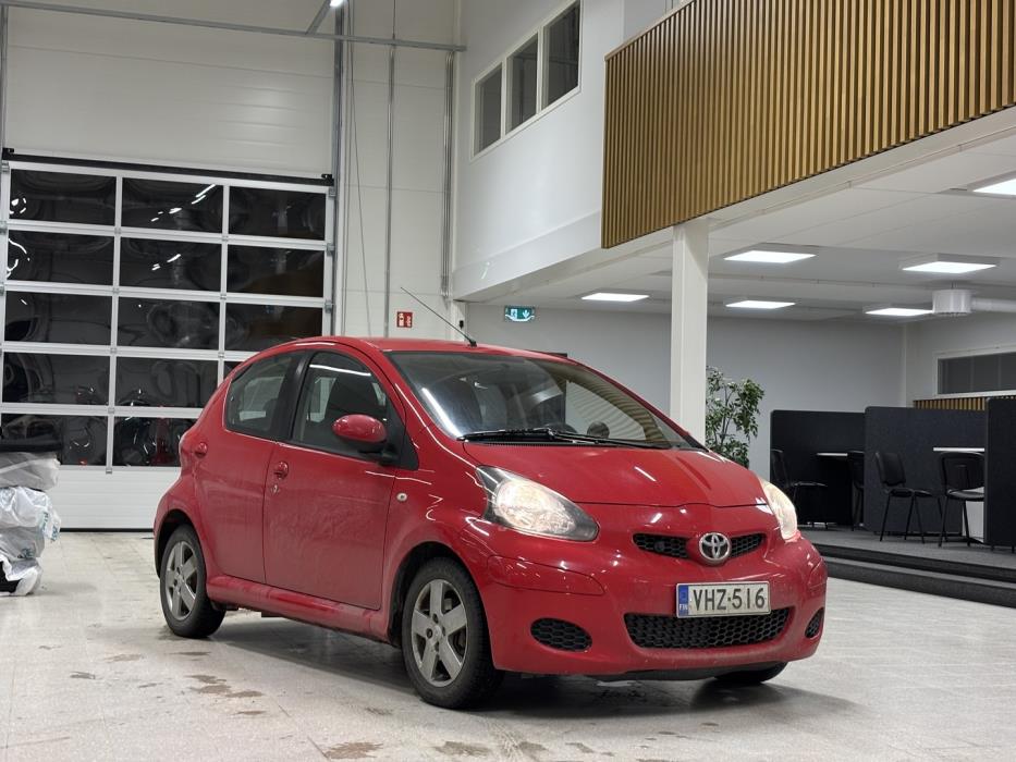 TOYOTA AYGO 2010