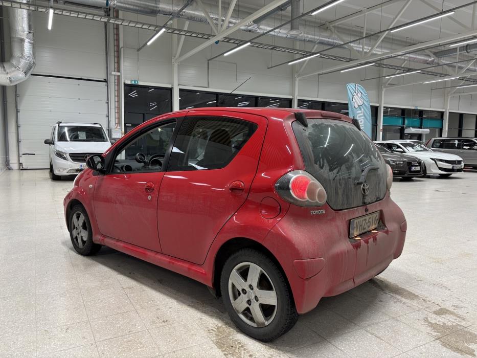 TOYOTA AYGO 2010