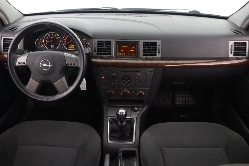 OPEL Vectra 2005