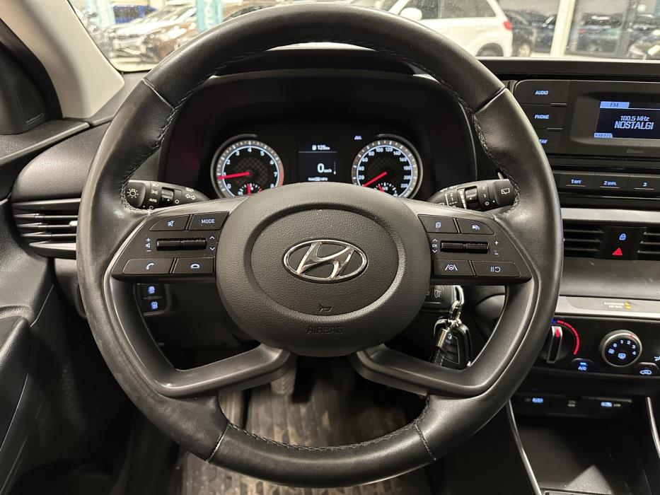 HYUNDAI i20 Hatchback 2021