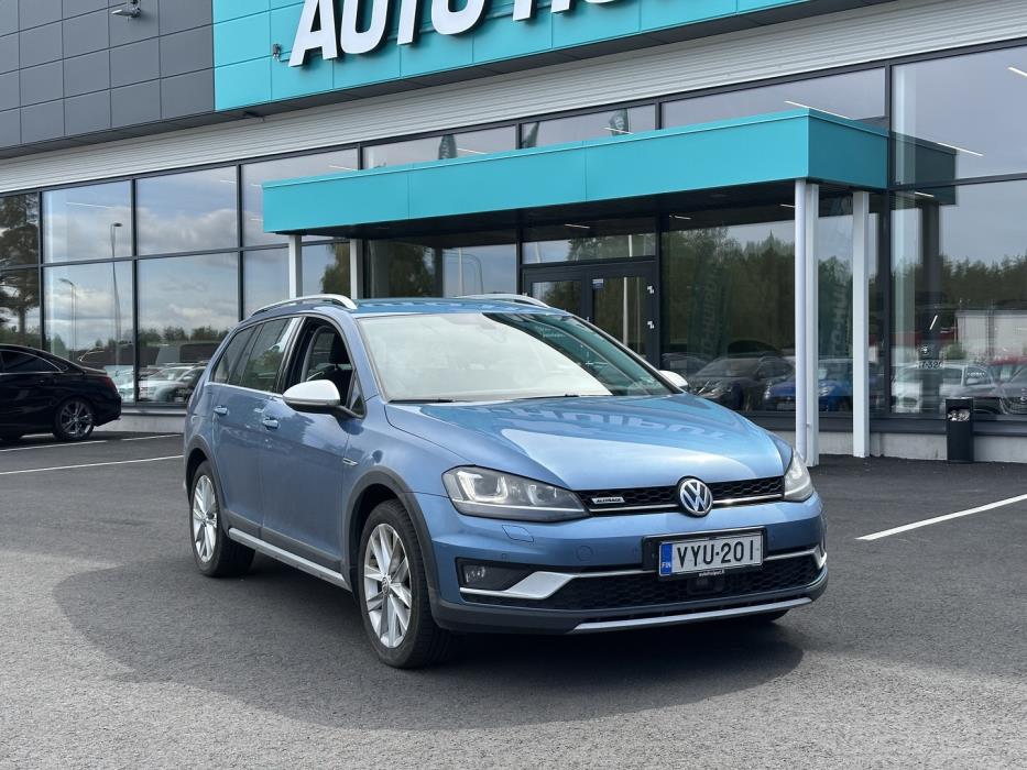 VOLKSWAGEN Golf 2017