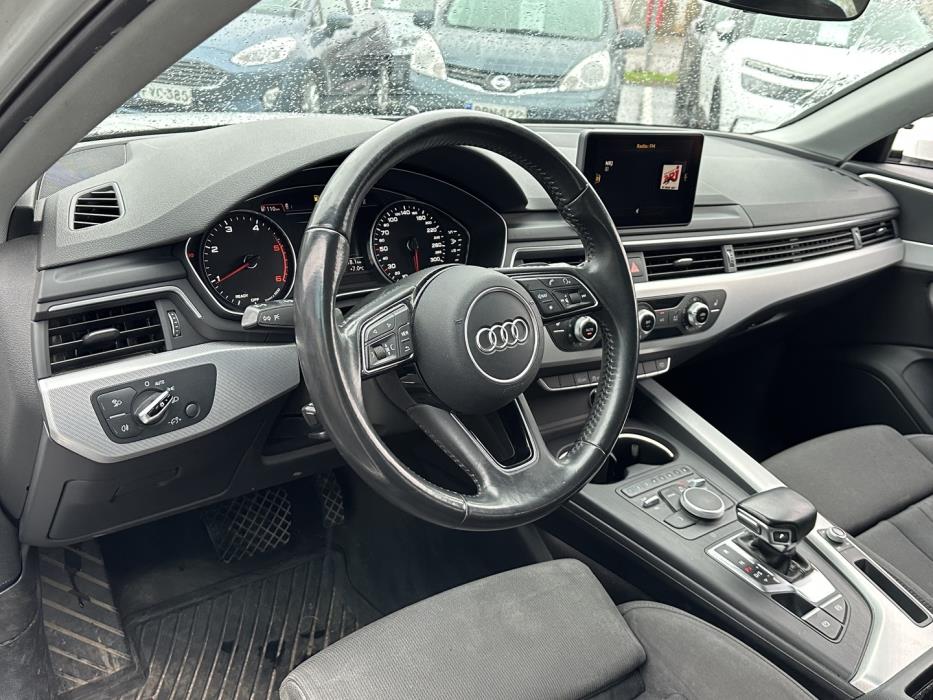 AUDI A4 2017