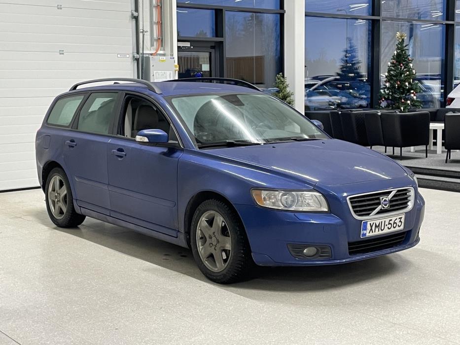 VOLVO V50 2009