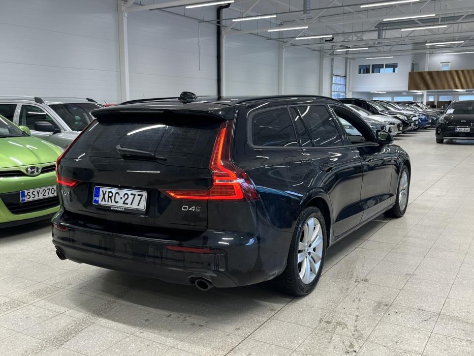 VOLVO V60 2019