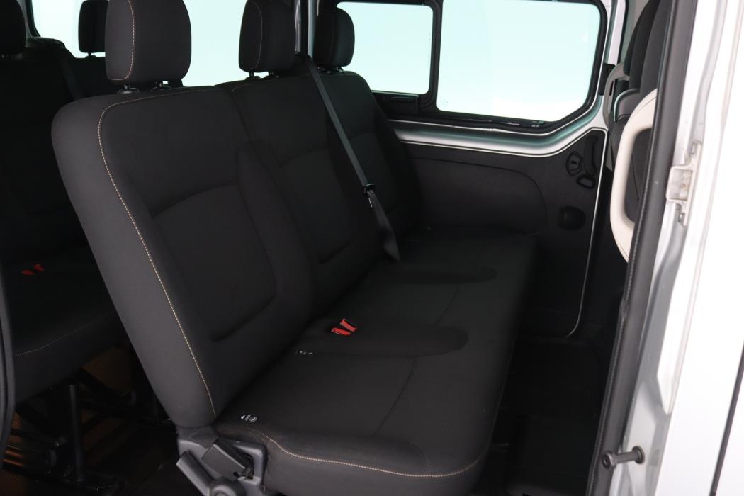 RENAULT Trafic Passenger 2017